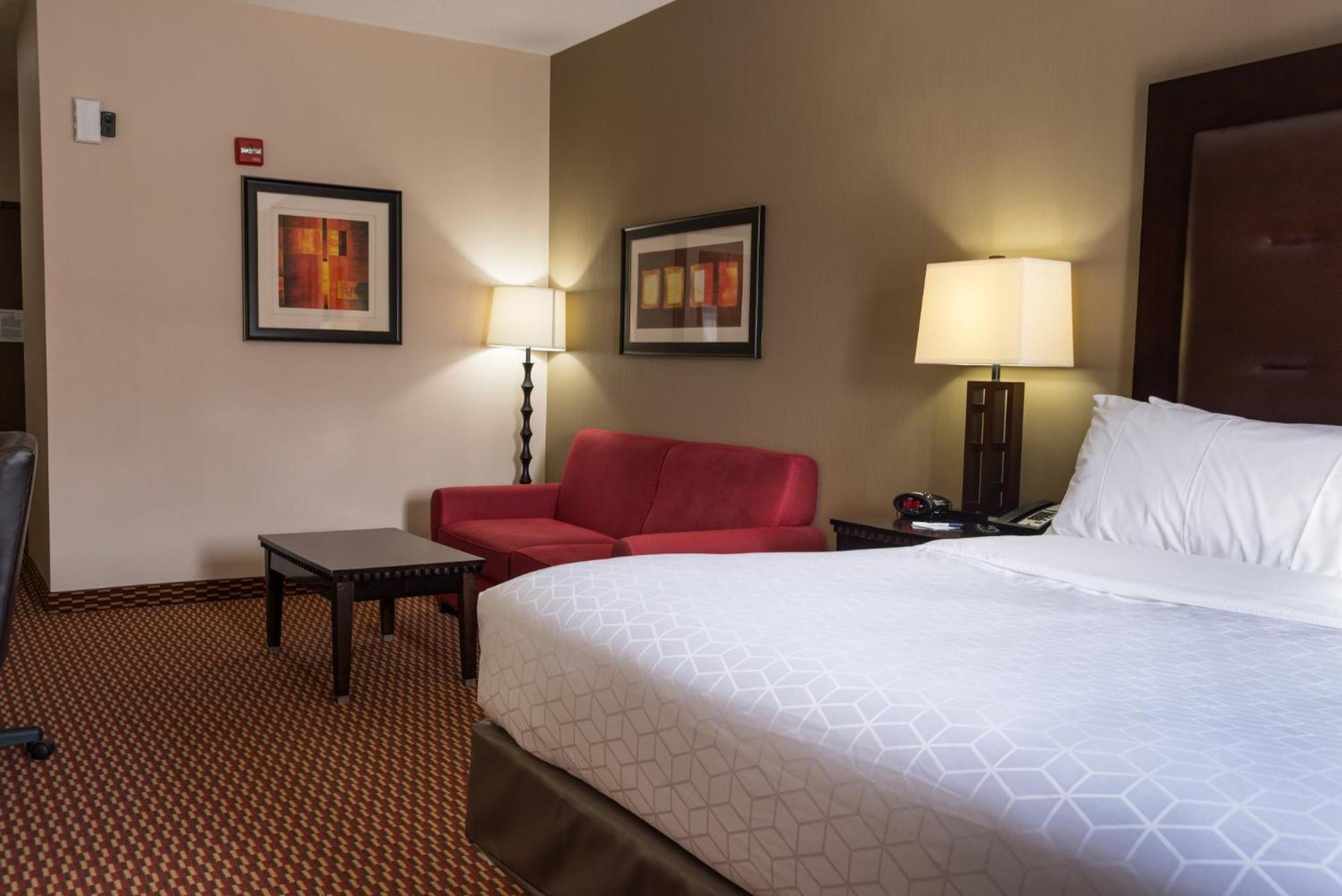 Holiday Inn Express Hartford-Newington By Ihg Exterior photo